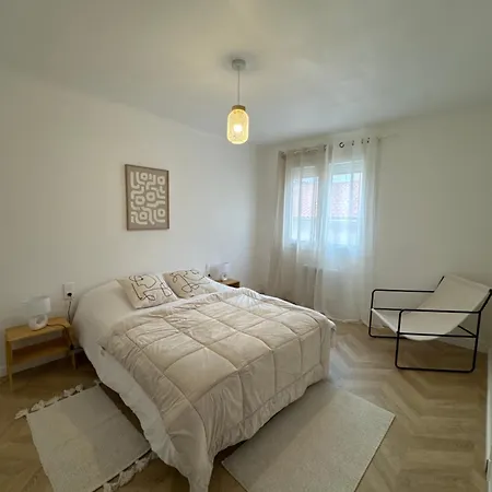 Apartment T3 Proche Toutes Commodites